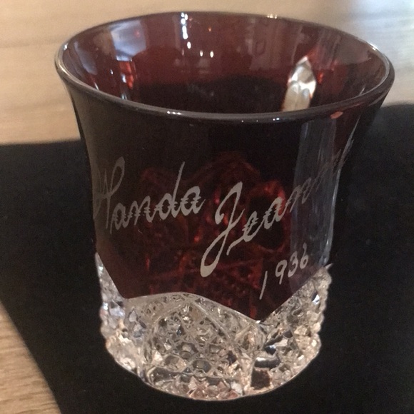 Vintage flash glass fair souvenir 1936 creamer and handled glass ruby red pair - Picture 2 of 16